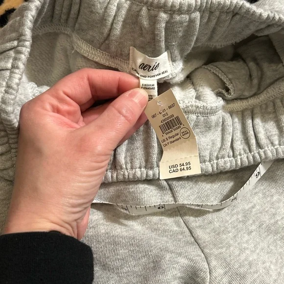 aerie Light Gray Ribbed barrel sweatpants size small regular - Picture 4 of 5
